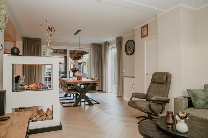 Foto 6 van van der Dussenlaan 9