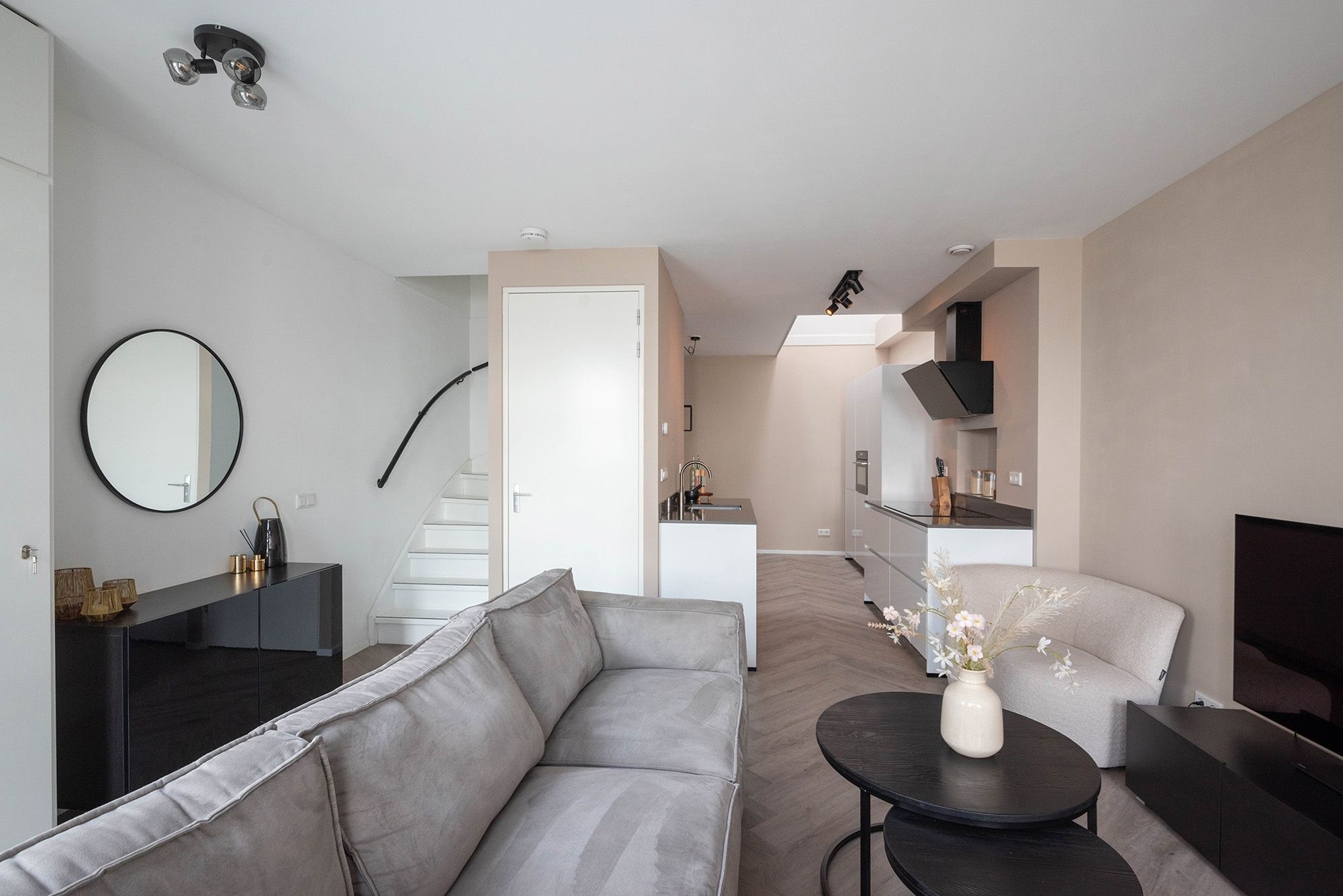 Foto 12 van Parallelweg 101-F