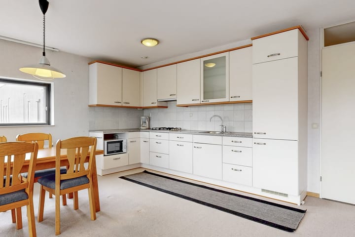 Foto 16 van Haringvliet 14