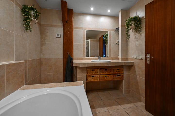 Photo 18 of Westergeest 77-A