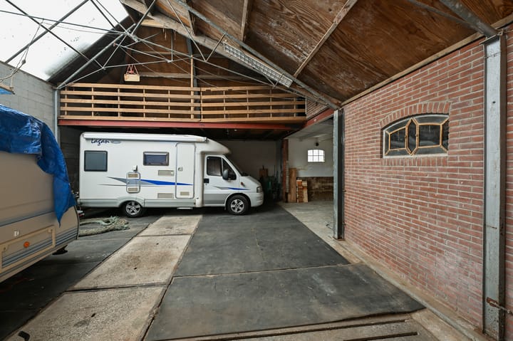 Photo 32 of Westergeest 77-A