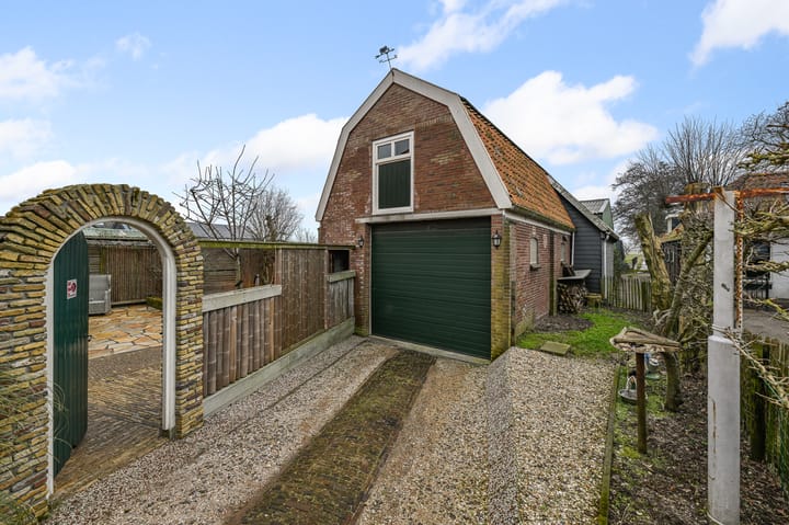 Photo 33 of Westergeest 77-A