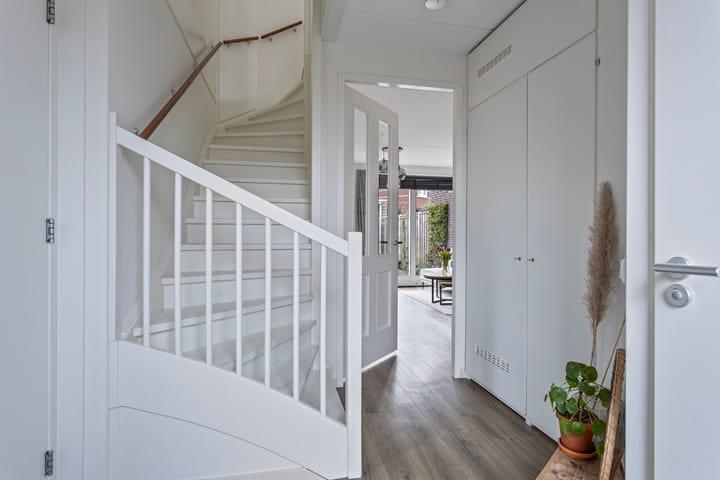 Foto 8 van de Hosteij 12