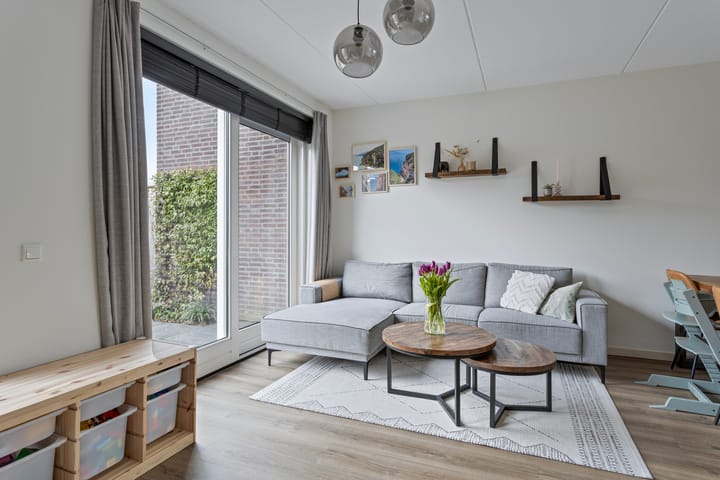 Foto 11 van de Hosteij 12