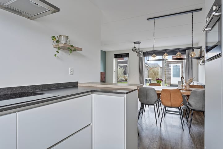 Foto 17 van de Hosteij 12