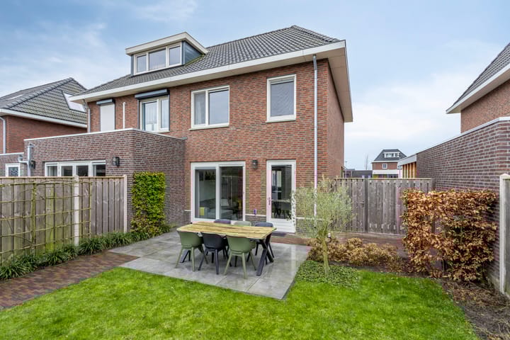 Foto 19 van de Hosteij 12