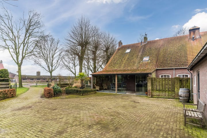 Foto 39 van Broekenseind 13