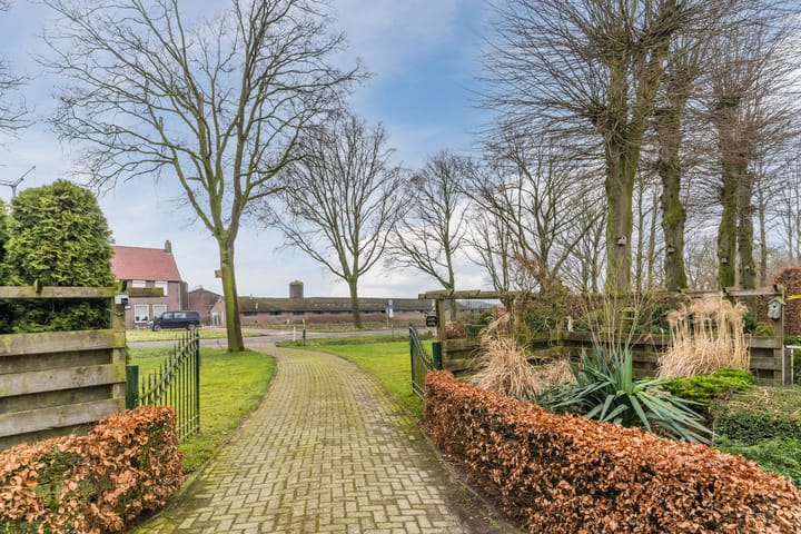 Foto 43 van Broekenseind 13