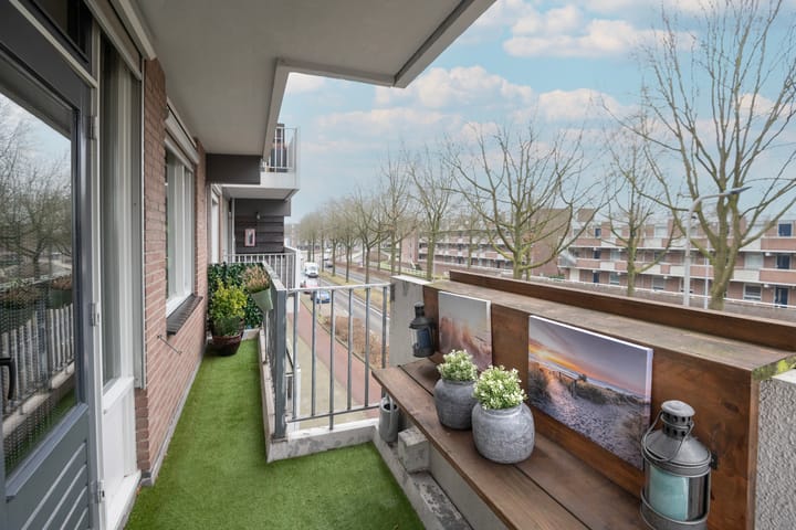 Foto 14 van Maaspoortweg 325