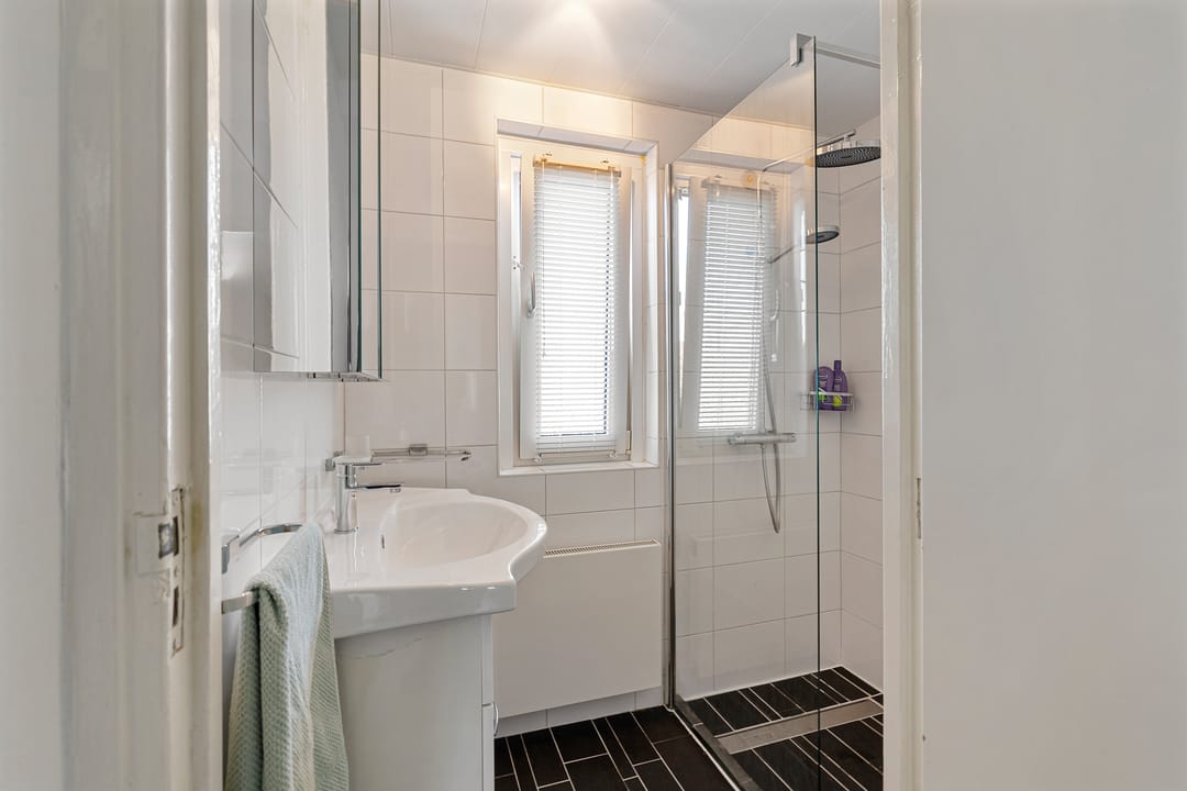 Photo 22 of Sabangstraat 21