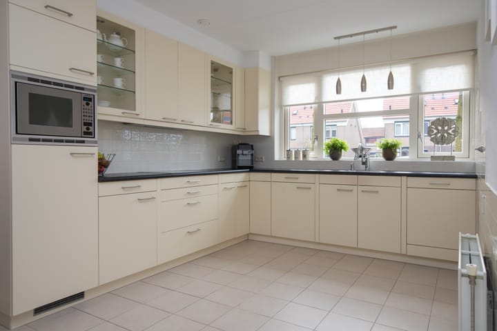 Foto 12 van Ruurd Visserstraat 50