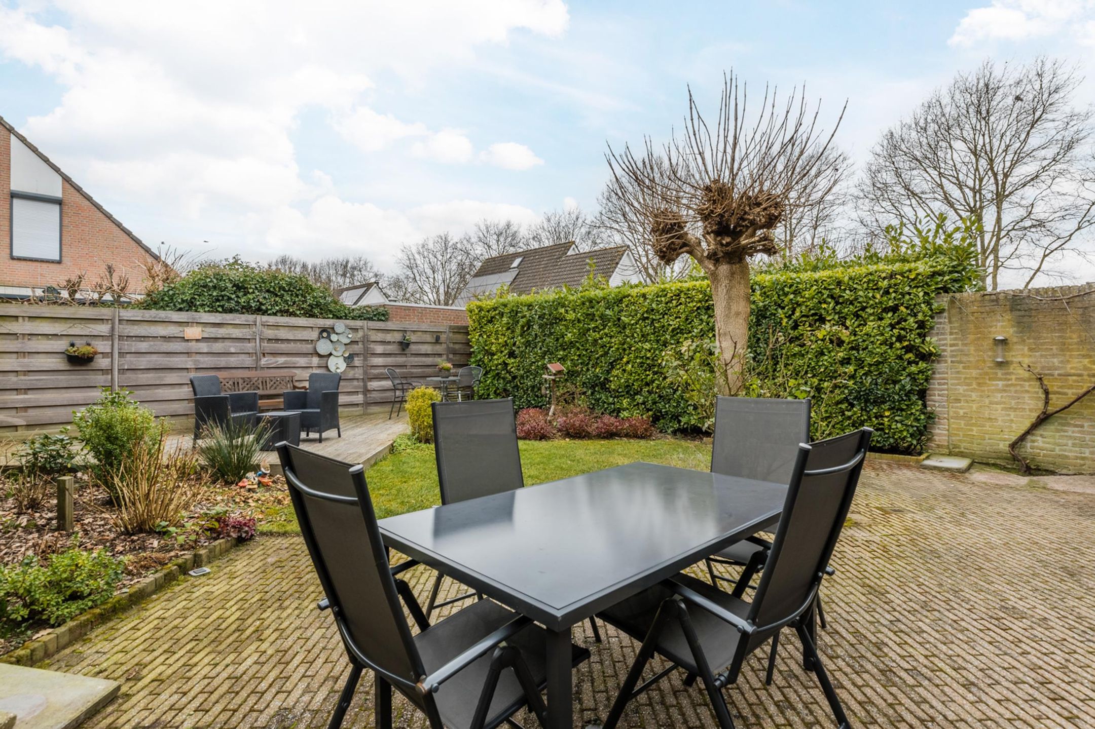 Foto 36 van Binsfelderhof 8