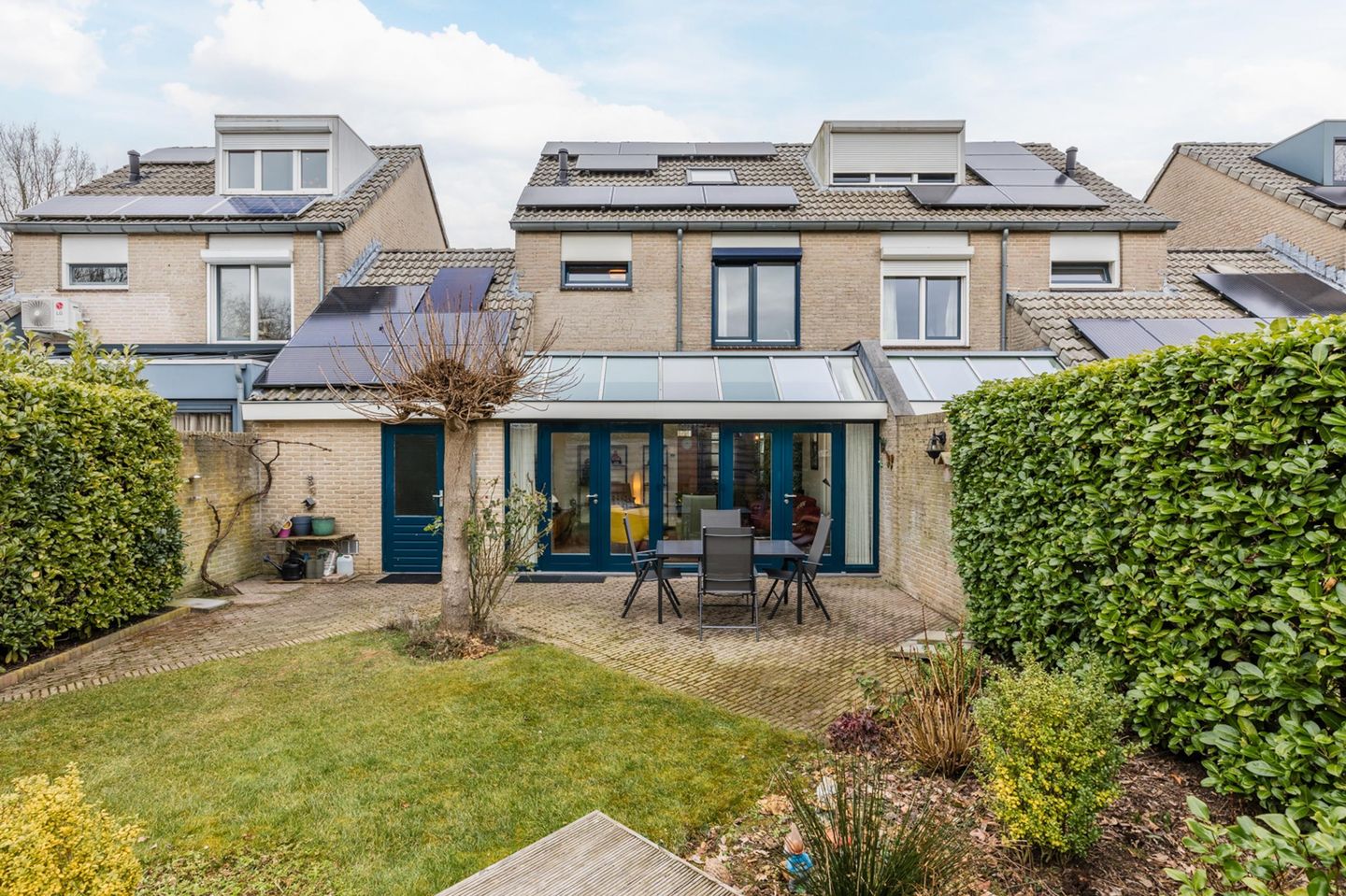 Foto 40 van Binsfelderhof 8