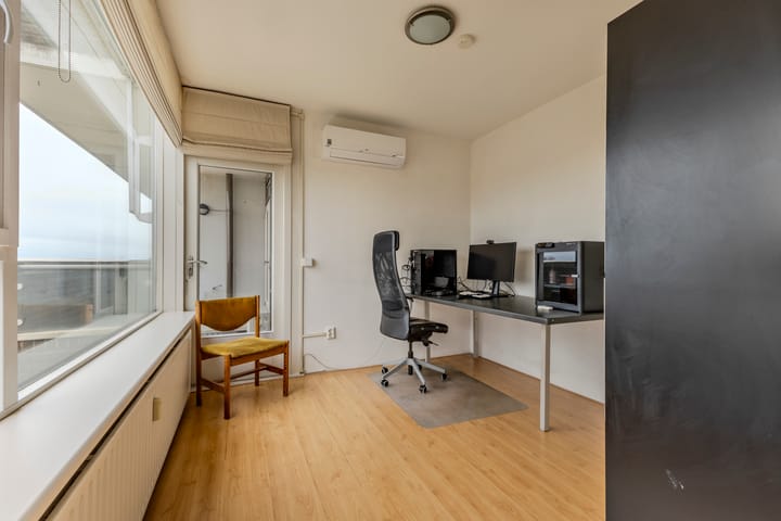 Foto 15 van Korfakker 82