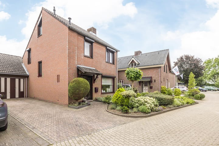 Foto 6 van Meester Speestraat 11