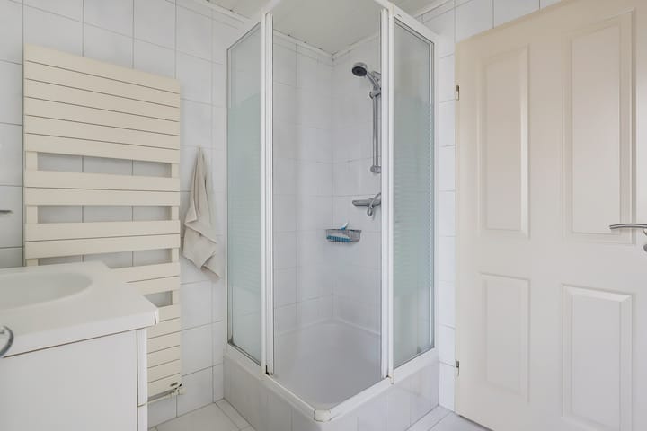 Foto 5 van Edmond Jasparstraat 10