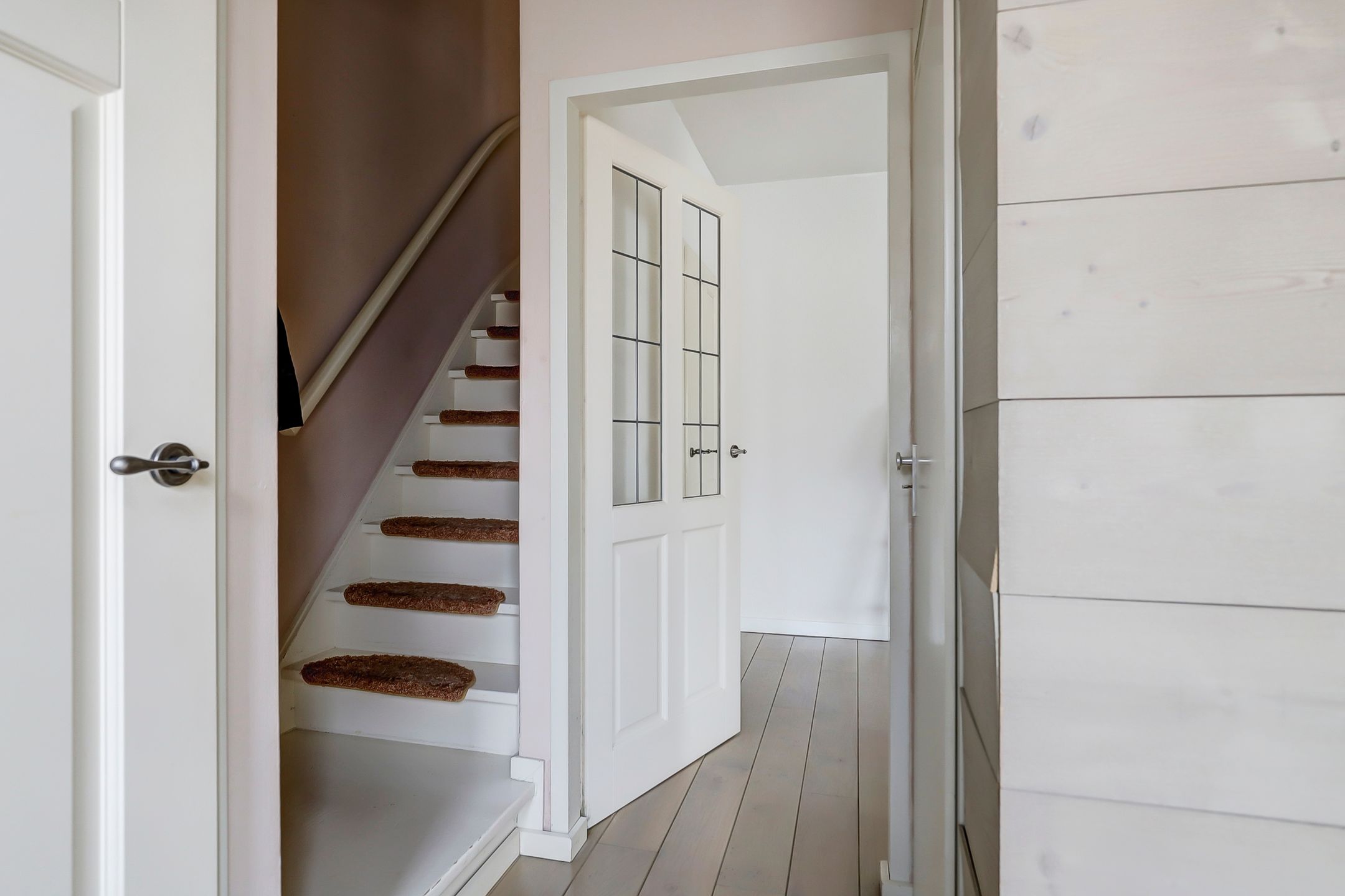 Foto 9 van Edmond Jasparstraat 10