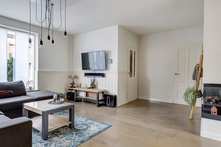 Foto 11 van Edmond Jasparstraat 10