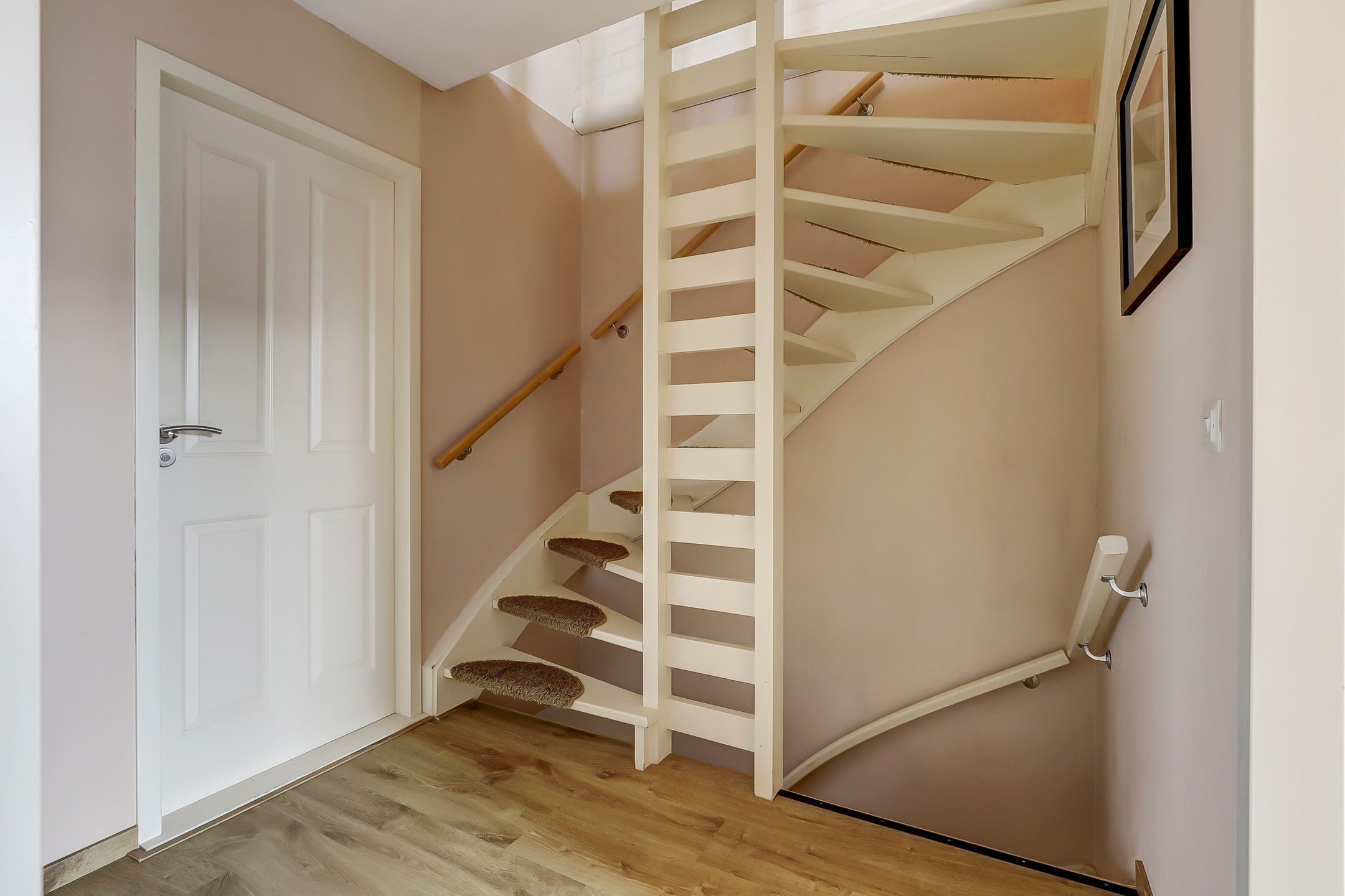 Foto 18 van Edmond Jasparstraat 10