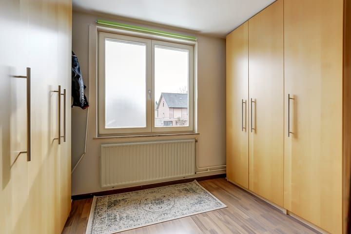 Foto 22 van Edmond Jasparstraat 10