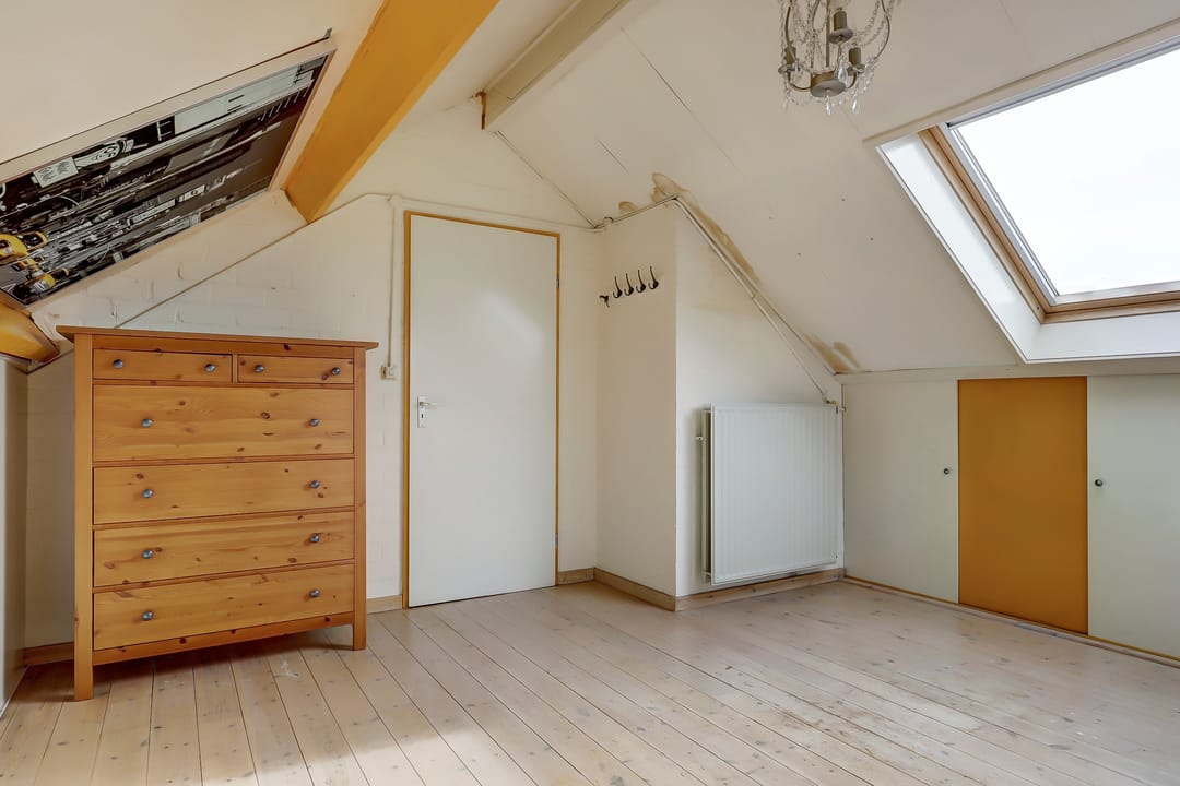 Foto 28 van Edmond Jasparstraat 10