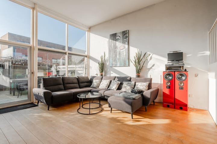 Foto 3 van J. Michaëlpad 100