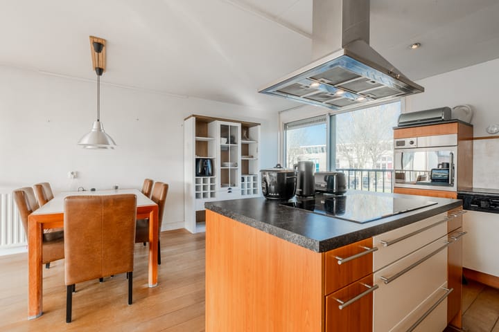 Foto 9 van J. Michaëlpad 100