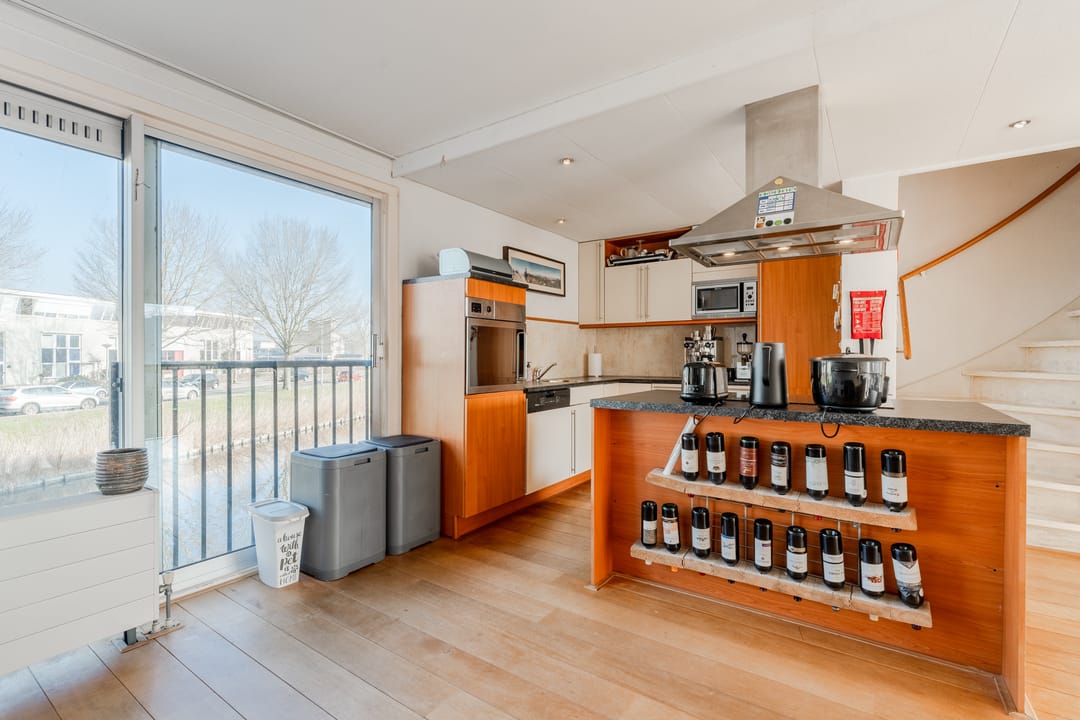 Photo 13 of J. Michaëlpad 100