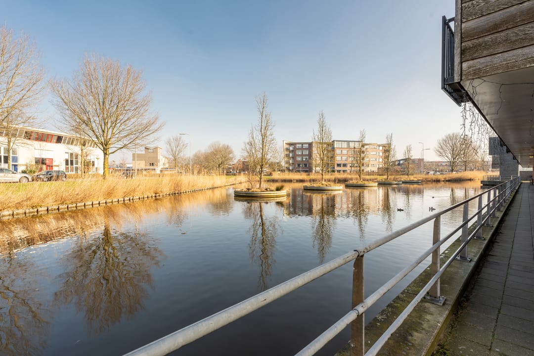 Photo 43 of J. Michaëlpad 100