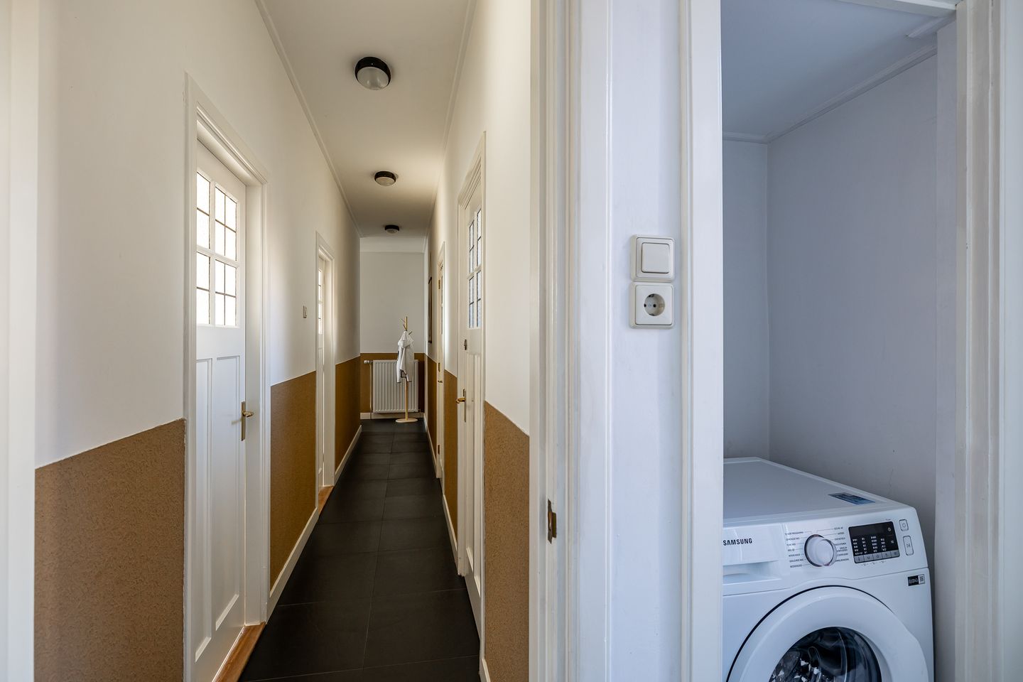 Photo 19 of Parkweg 145-A