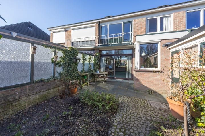 Foto 38 van Dirk Papestraat 15