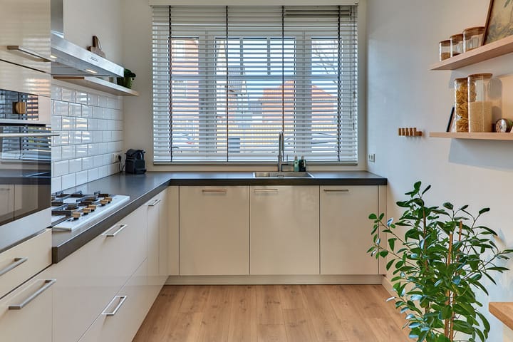 Foto 3 van Madeliefdreef 19