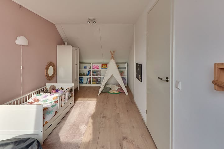 Foto 38 van Madeliefdreef 19