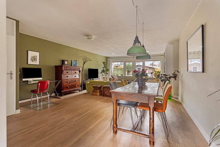 Foto 24 van Strawinskyweg 13-A