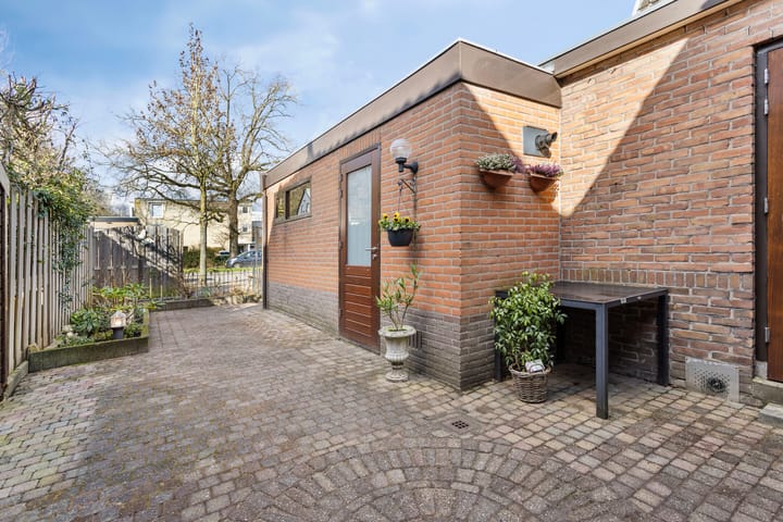 Foto 23 van Albert Cuypstraat 3