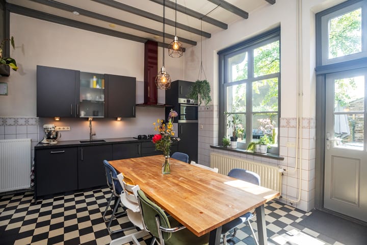 Foto 21 van Sint Jansplein 1