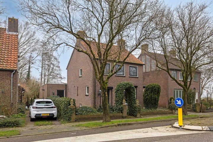Foto 4 van Jan Willem Frisostraat 11