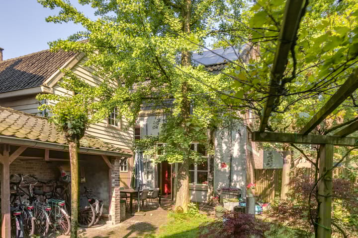 Foto 43 van Sint Jansplein 1