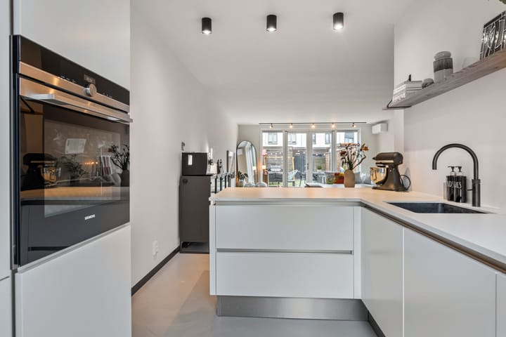 Foto 7 van Speenkruid 27