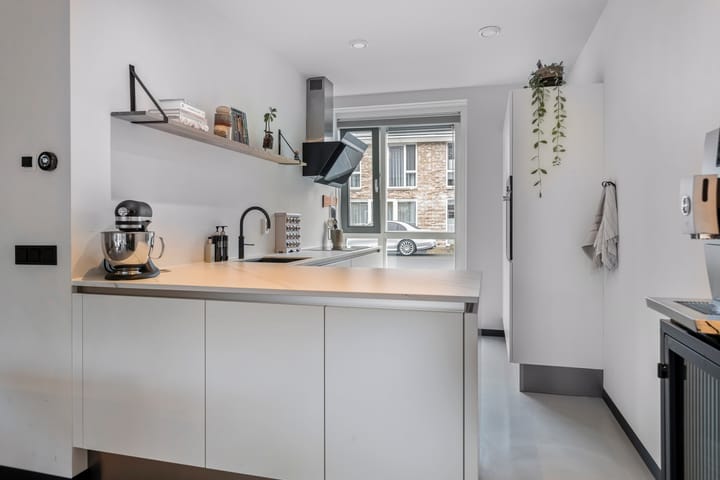 Foto 8 van Speenkruid 27