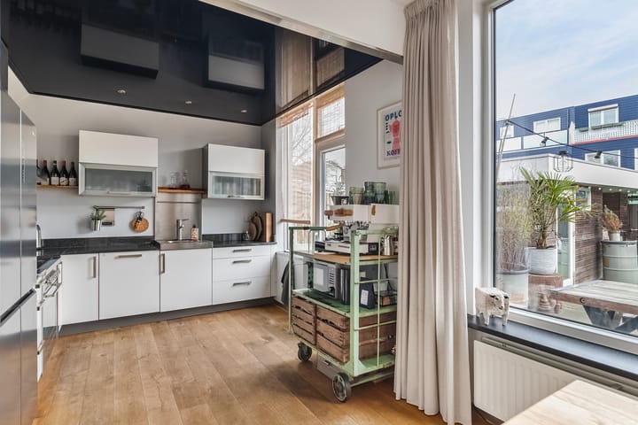 Photo 9 of Prins Hendrikstraat 5