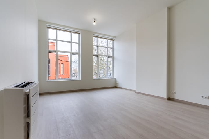 Photo 4 of Kamstraat 28