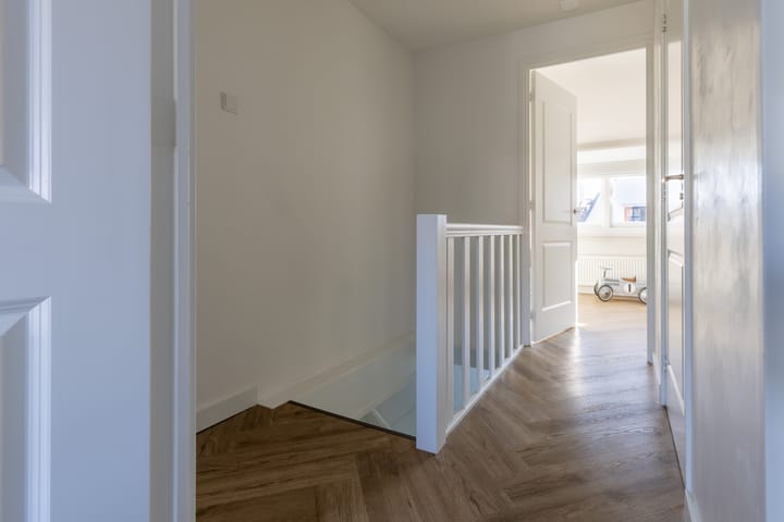 Foto 16 van Huizerpoortstraat 1