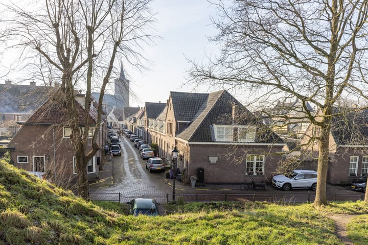 Foto 28 van Huizerpoortstraat 1