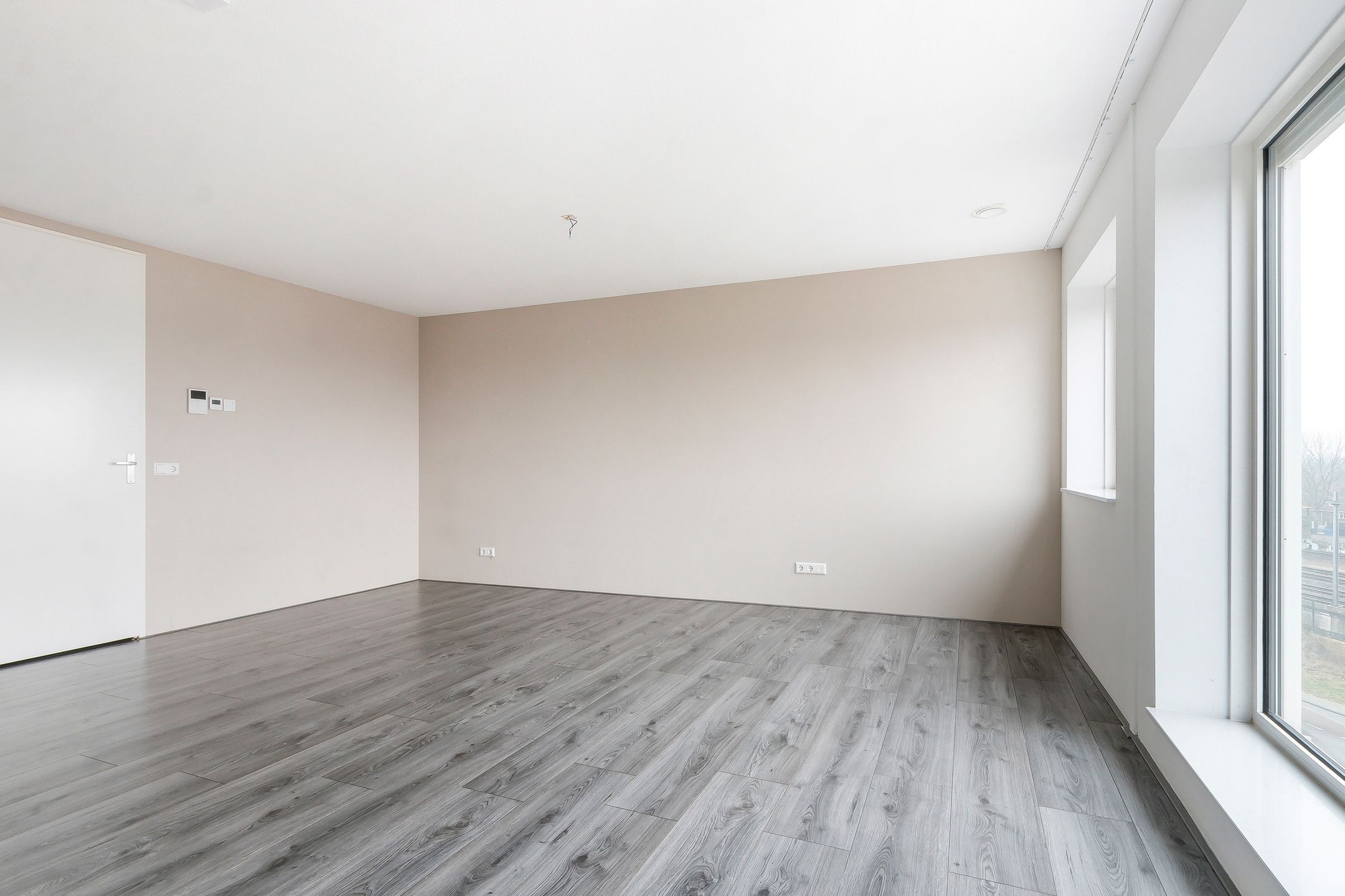 Foto 15 van Korte Parallelweg 59