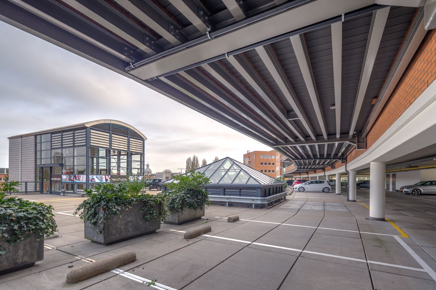 Foto 25 van Korte Parallelweg 59