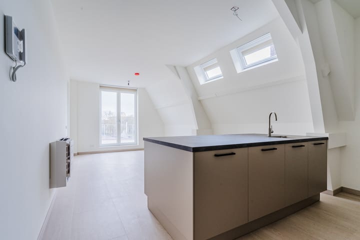 Foto 4 van Kamstraat 28-C