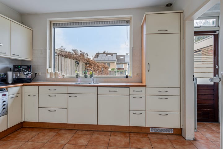 Foto 9 van Voortsweg 553