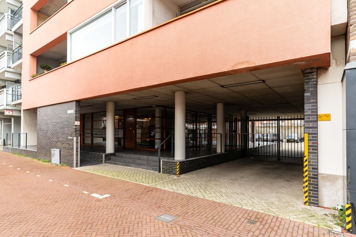 Bekijk foto 3 van Hoge Prins Willemstraat 174