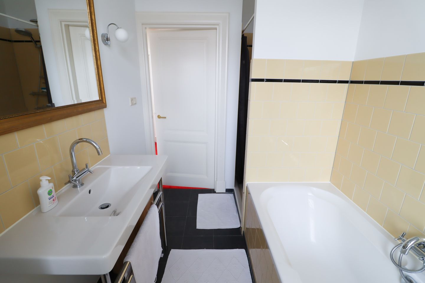 Foto 64 van Baronielaan 145